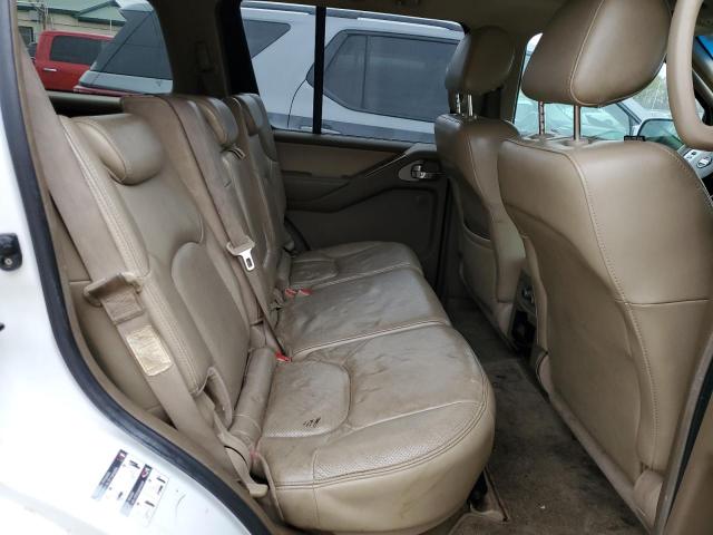 5N1AR18W15C755264 - 2005 NISSAN PATHFINDER LE 白色 照片 10