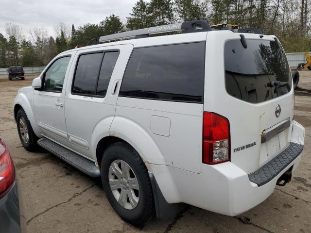 5N1AR18W15C755264 - 2005 NISSAN PATHFINDER LE 白色 照片 2