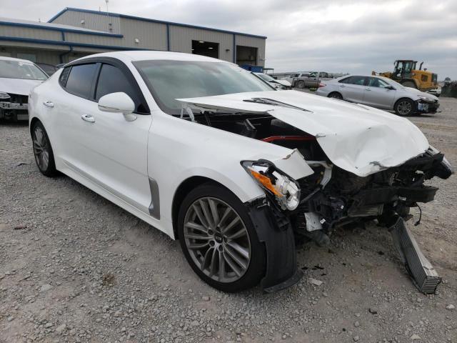 KNAE15LA6J6031401 - 2018 KIA STINGER WHITE photo 4