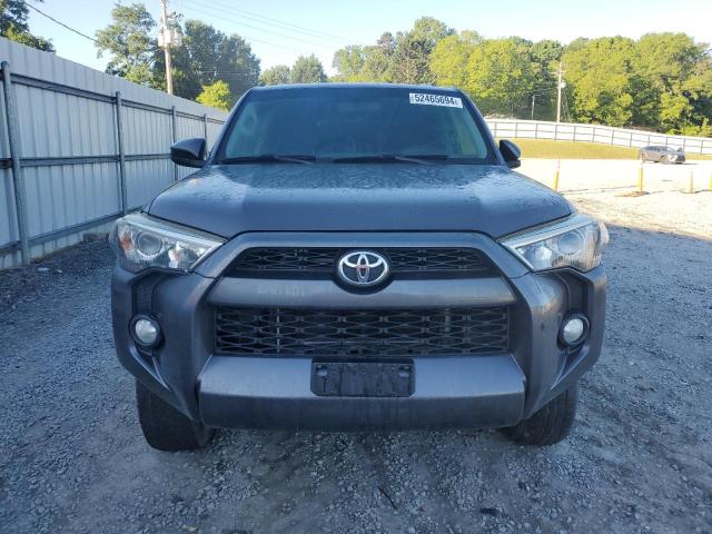 JTEZU5JR4E5073562 - 2014 TOYOTA 4RUNNER SR5 GRAY photo 5