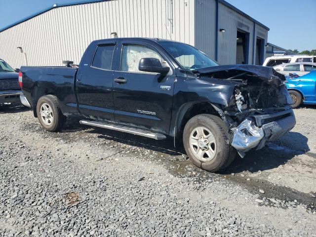 5TFUW5F1XFX429062 - 2015 TOYOTA TUNDRA DOUBLE CAB SR/SR5 BLACK photo 4