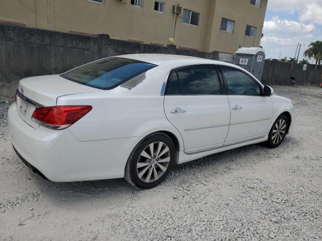 4T1BK3DB0BU404861 - 2011 TOYOTA AVALON BASE WHITE photo 3