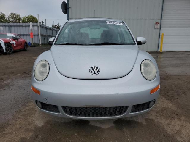 3VWSW21C29M515018 - 2009 VOLKSWAGEN NEW BEETLE Silber Foto 5