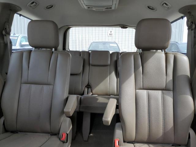 2A4RR8DG0BR777025 - 2011 CHRYSLER TOWN & COU TOURING L CREAM photo 10