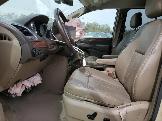 2A4RR8DG0BR777025 - 2011 CHRYSLER TOWN & COU TOURING L CREAM photo 7