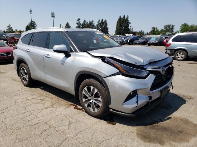 5TDGZRBH4NS581129 - 2022 TOYOTA HIGHLANDER XLE Մոխրագույն լուսանկար 4