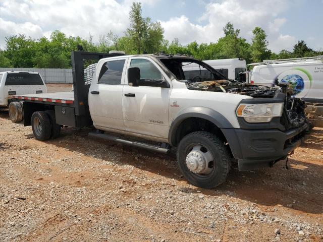 3C7WRNFL3LG289313 - 2020 RAM 5500 Білий фото 4