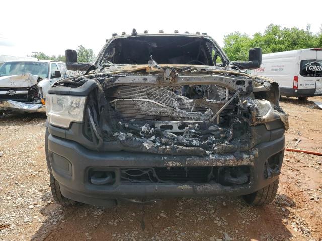 3C7WRNFL3LG289313 - 2020 RAM 5500 Білий фото 5