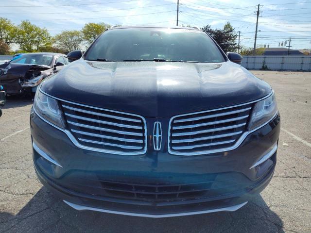 5LMCJ3D97HUL39775 - 2017 LINCOLN MKC RESERVE BLACK photo 5
