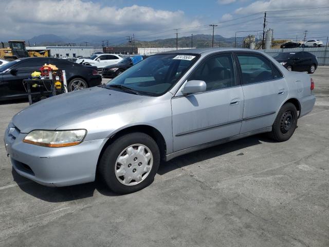 1HGCG5648WA116275 - 1998 HONDA ACCORD LX SILVER photo 1