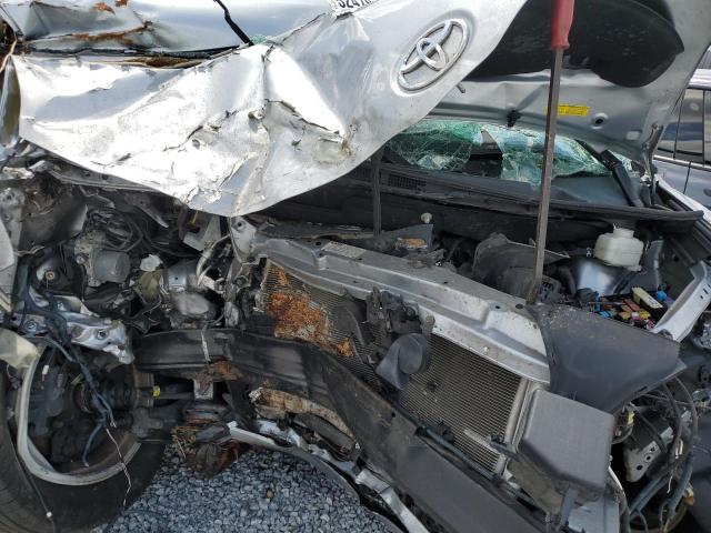 5TDYK3DC3DS364788 - 2013 TOYOTA SIENNA XLE ვერცხლისფერი ფოტო 12