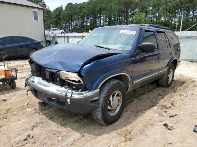 1GNDT13W5Y2167900 - 2000 CHEVROLET BLAZER BLUE photo 1