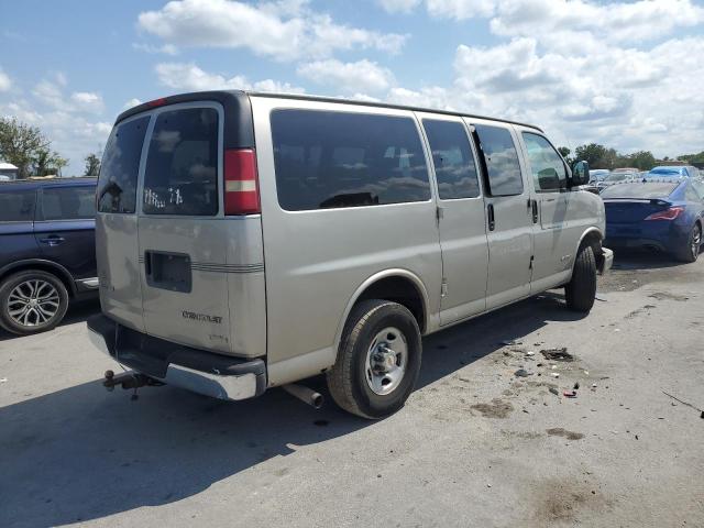 1GAHG35U241182241 - 2004 CHEVROLET EXPRESS G3 BEIGE photo 3