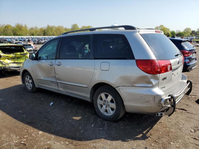 5TDZK23CX7S009086 - 2007 TOYOTA SIENNA CE SILVER photo 2