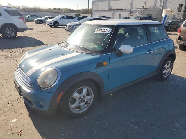 2008 MINI COOPER, 