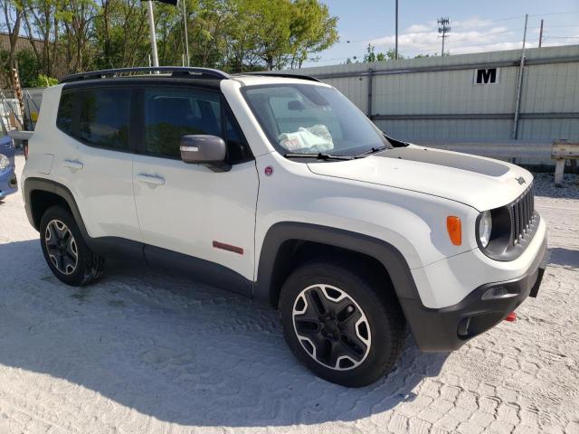 ZACCJBCT1FPB50746 - 2015 JEEP RENEGADE TRAILHAWK WHITE photo 4