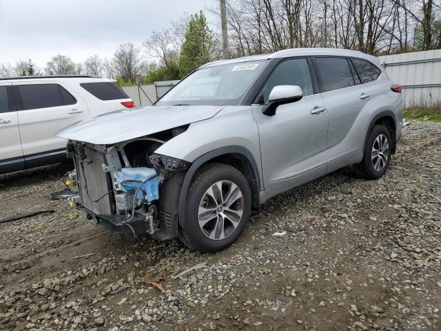 5TDHZRBH0MS072027 - 2021 TOYOTA HIGHLANDER XLE SILVER photo 1