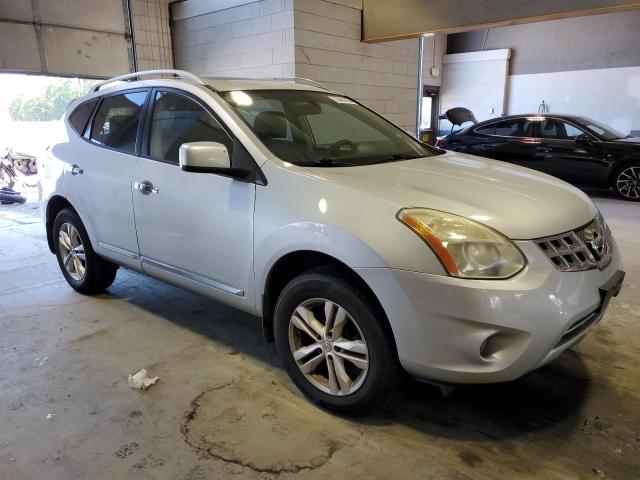 JN8AS5MV4DW600562 - 2013 NISSAN ROGUE S SILVER photo 4