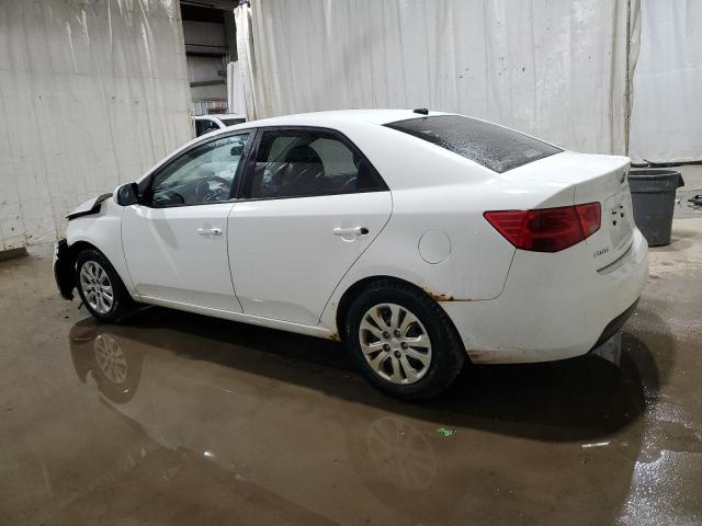 KNAFT4A21A5041974 - 2010 KIA FORTE LX WHITE photo 2