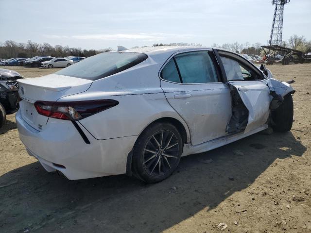4T1G11BK8PU106517 - 2023 TOYOTA CAMRY SE NIGHT SHADE WHITE photo 3