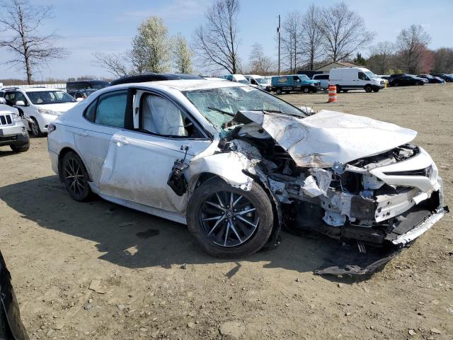 4T1G11BK8PU106517 - 2023 TOYOTA CAMRY SE NIGHT SHADE WHITE photo 4