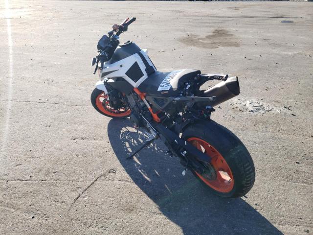 VBKTU9407MM806172 - 2021 KTM 890 DUKE R ORANGE photo 3