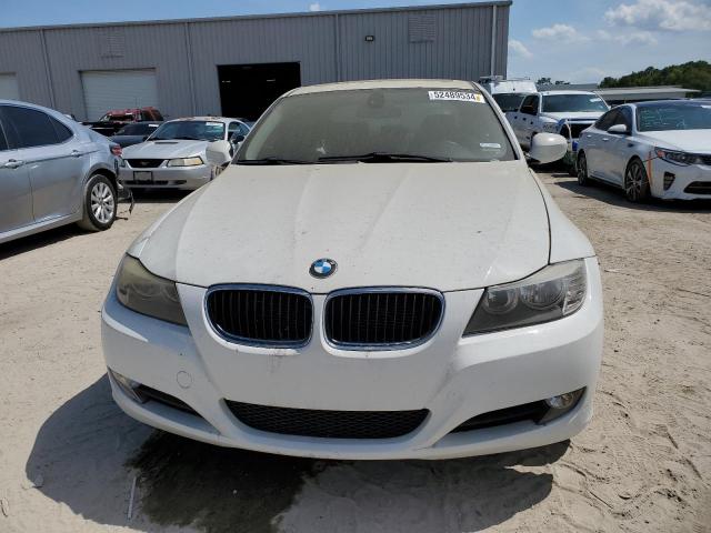 WBAPH7G57BNN06235 - 2011 BMW 328 I WHITE photo 5