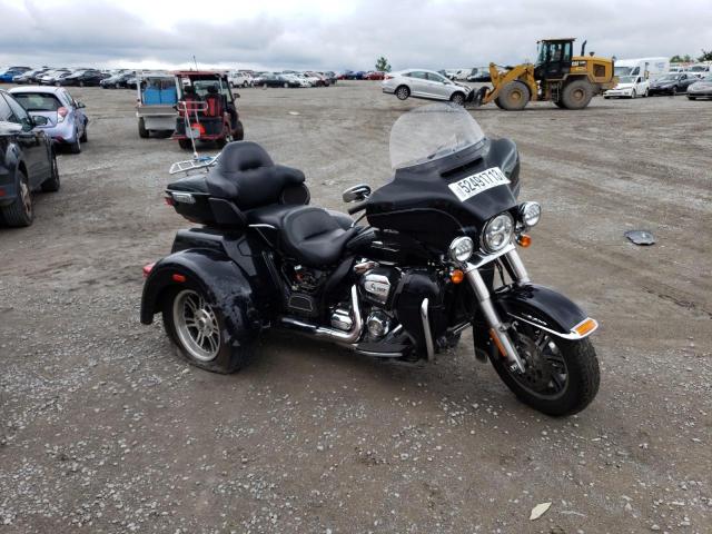 1HD1MAD1XHB861752 - 2017 HARLEY-DAVIDSON FLHTCUTG TRI GLIDE ULTRA BLACK photo 1