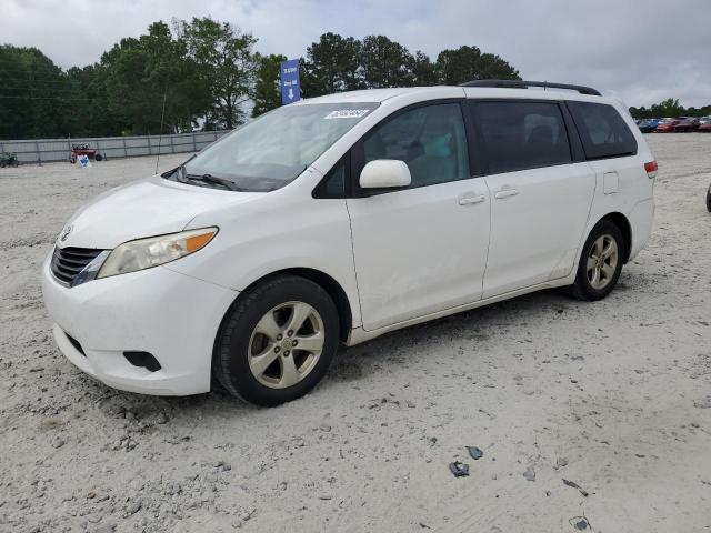 2013 TOYOTA SIENNA LE, 