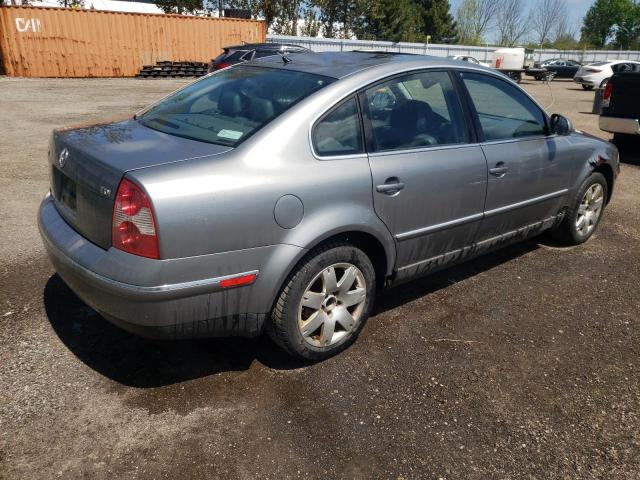 WVWAE63B25P017676 - 2005 VOLKSWAGEN PASSAT GLS TDI SILVER photo 3