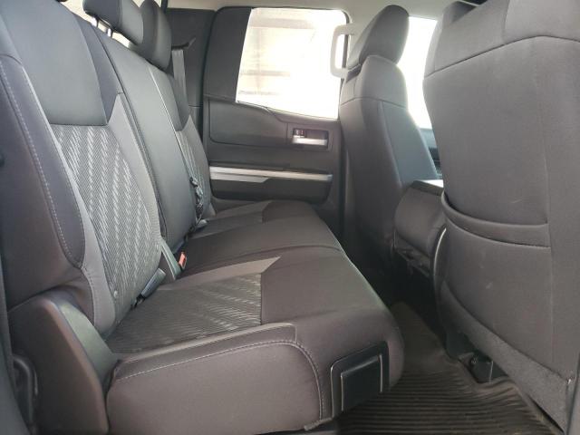5TFUW5F16KX783879 - 2019 TOYOTA TUNDRA DOUBLE CAB SR/SR5 GRAY photo 10