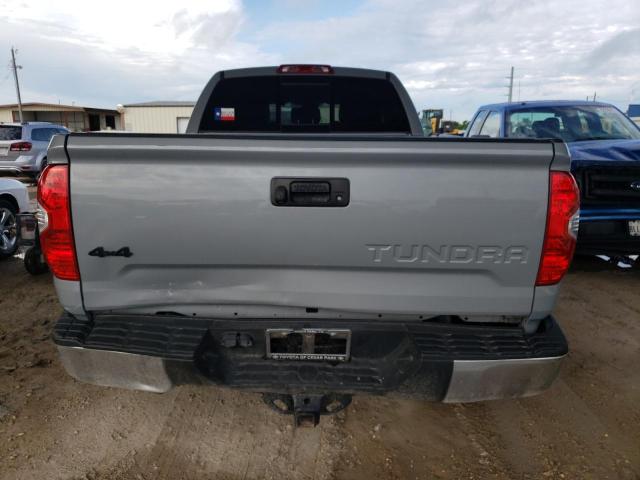 5TFUW5F16KX783879 - 2019 TOYOTA TUNDRA DOUBLE CAB SR/SR5 GRAY photo 6