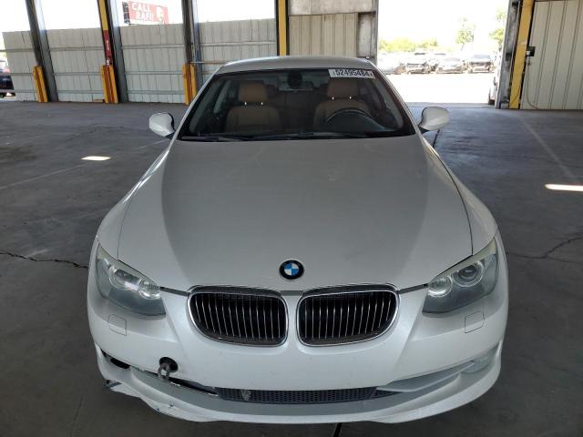 WBAKE5C53BE754916 - 2011 BMW 328 I SULEV WHITE photo 5