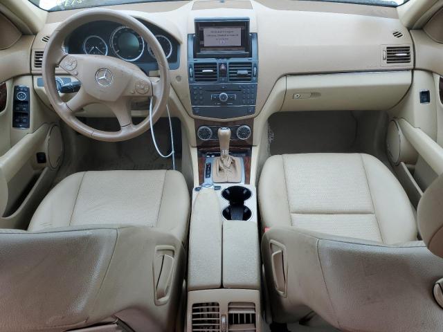 WDDGF81X28F187134 - 2008 MERCEDES-BENZ C 300 4MATIC WHITE photo 8