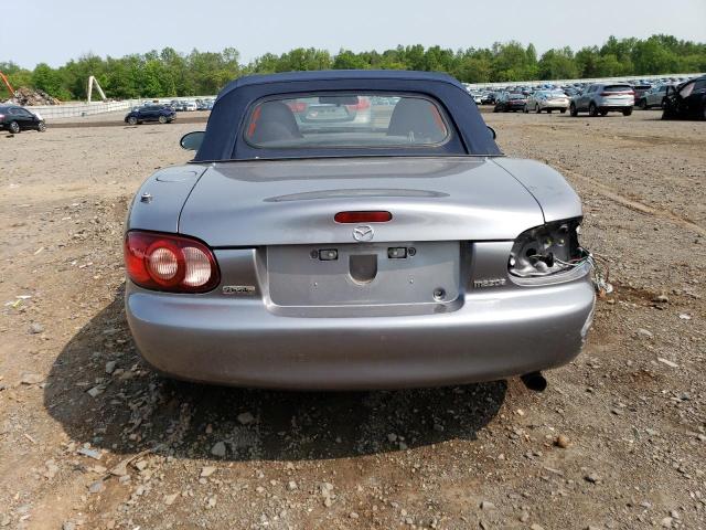 JM1NB353630306824 - 2003 MAZDA MX-5 MIATA BASE GRAY photo 6