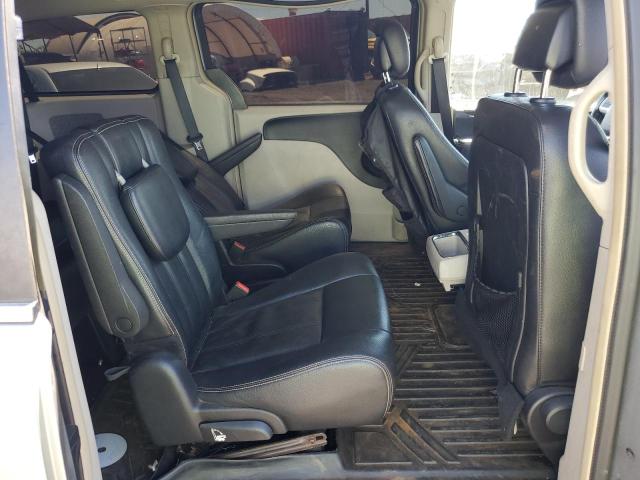 2C4RC1BG5GR198198 - 2016 CHRYSLER TOWN & COU TOURING SILVER photo 11