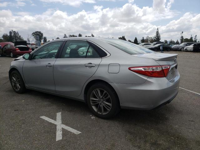 4T1BF1FK9FU930191 - 2015 TOYOTA CAMRY LE SILVER photo 2