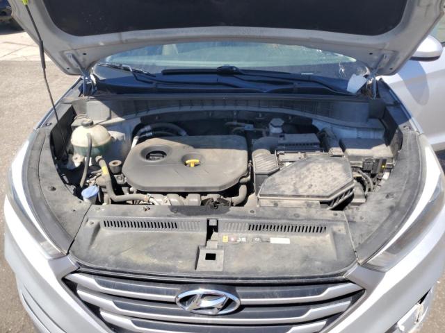 KM8J3CA49JU708476 - 2018 HYUNDAI TUCSON SEL SILVER photo 11