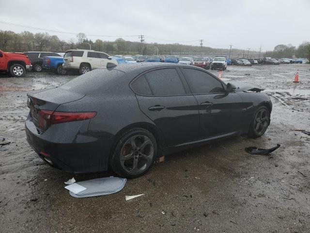 ZARFAEDN4H7534492 - 2017 ALFA ROMEO GIULIA Q4 黑色 照片 3