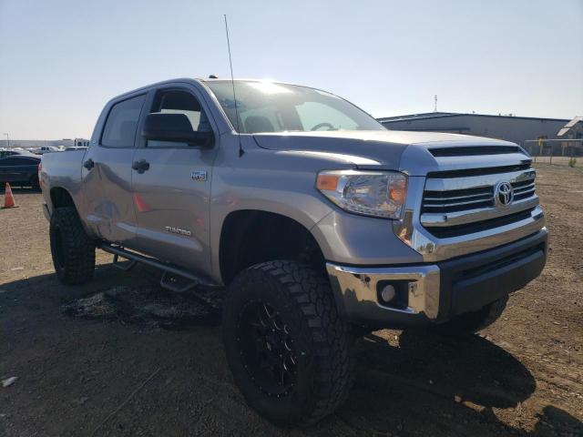 5TFDY5F15GX515939 - 2016 TOYOTA TUNDRA CREWMAX SR5 SILVER photo 4