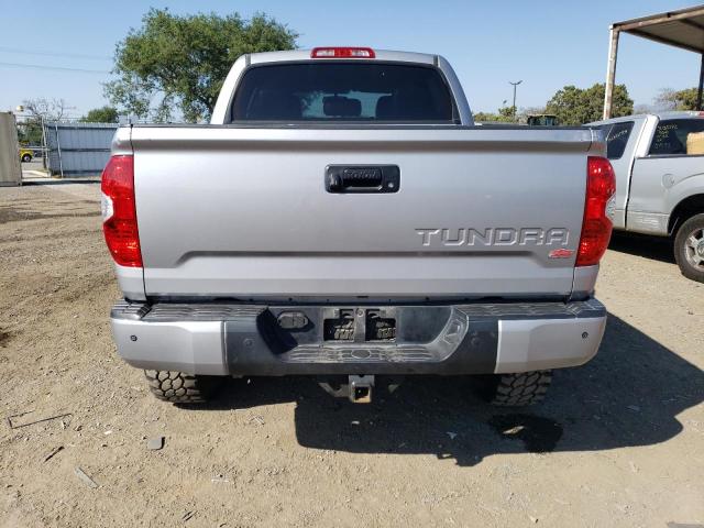 5TFDY5F15GX515939 - 2016 TOYOTA TUNDRA CREWMAX SR5 SILVER photo 6