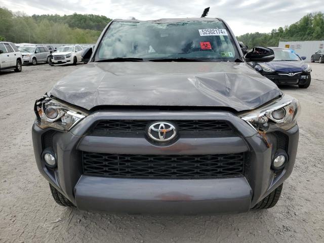 JTEBU5JRXG5372624 - 2016 TOYOTA 4RUNNER SR5/SR5 PREMIUM GRAY photo 5