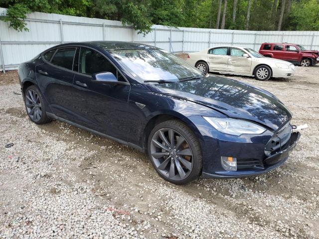 5YJSA1H15EFP52889 - 2014 TESLA MODEL S Azul foto 4