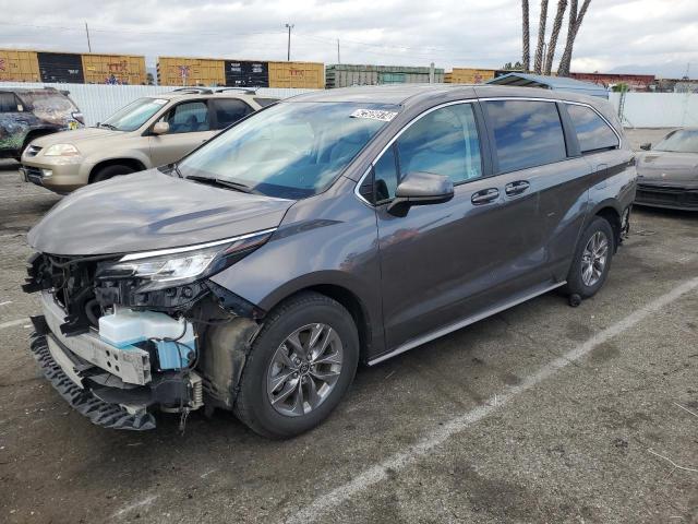 2023 TOYOTA SIENNA LE, 