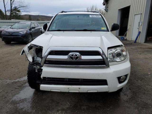 JTEBU14R960102123 - 2006 TOYOTA 4RUNNER SR5 WHITE photo 5