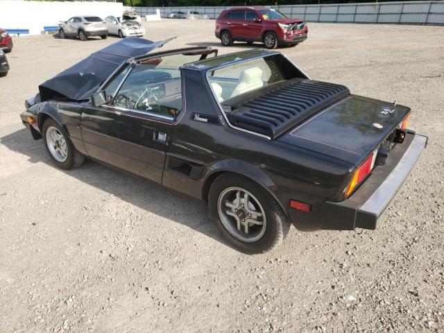 ZFABS00A9B8142760 - 1981 FIAT BERTONE BLACK photo 2