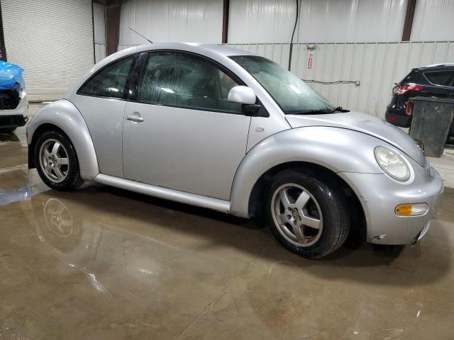 3VWBC21C5YM474150 - 2000 VOLKSWAGEN NEW BEETLE GL 银色 照片 4