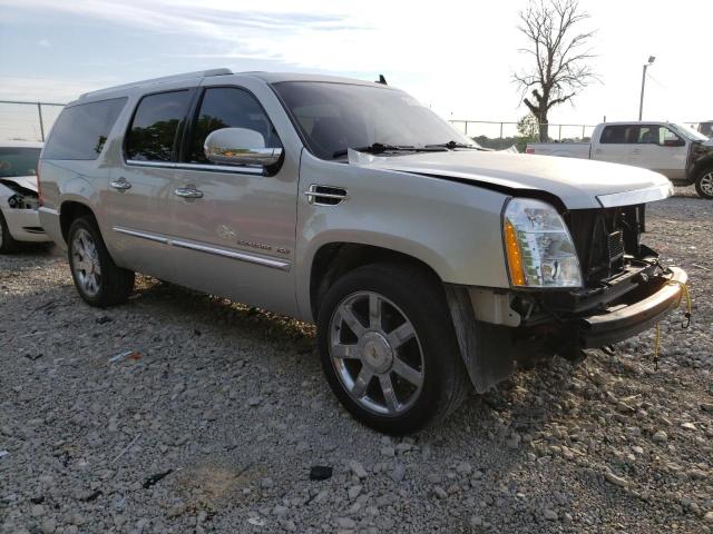 1GYS4JEF2BR239770 - 2011 CADILLAC ESCALADE ESV PREMIUM SILVER photo 4