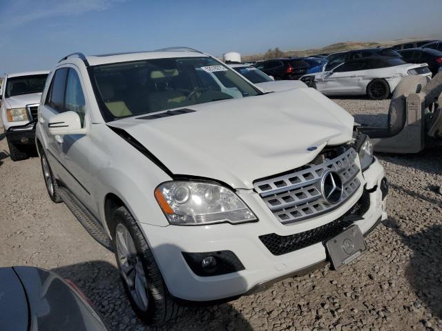 4JGBB8GB2BA719316 - 2011 MERCEDES-BENZ ML 350 4MATIC WHITE photo 4