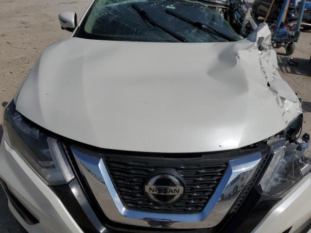 KNMAT2MVXJP597373 - 2018 NISSAN ROGUE S WHITE photo 12